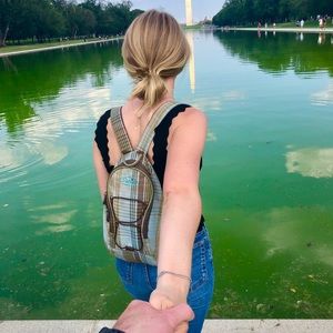 Meet your Posher, Taylor